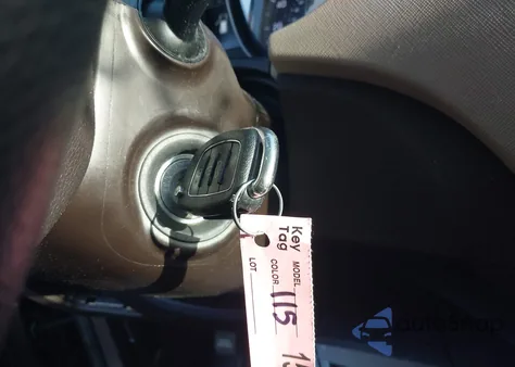 2017 Hyundai Santa Fe Sport 2.4L z USA, uszkodzony, nr VIN 5XYZT3LBXHG391404